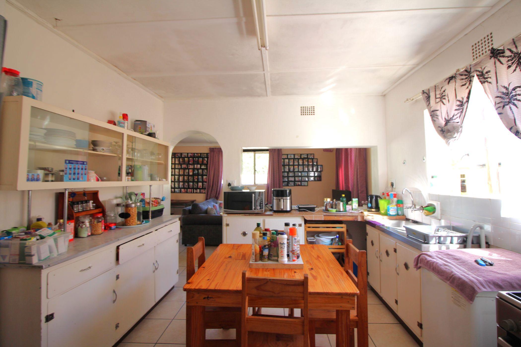 Image 5 of 6