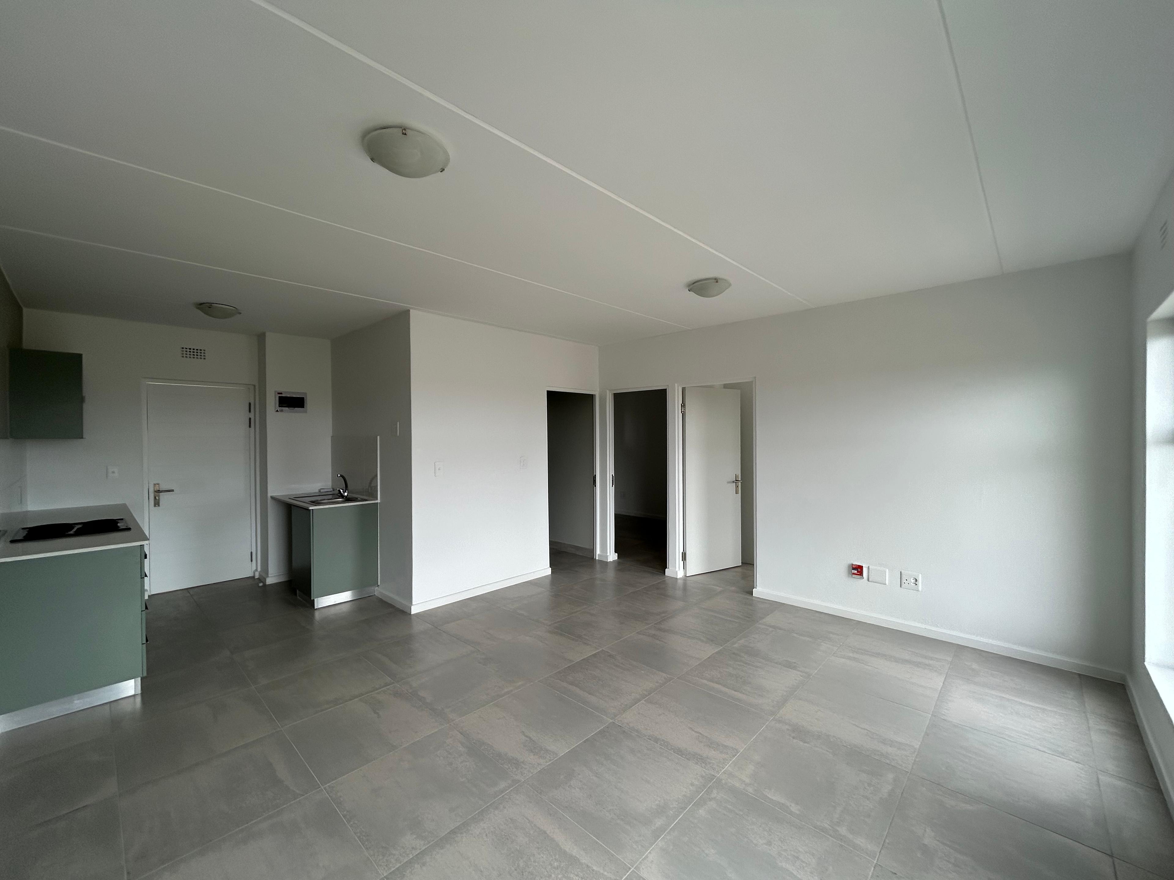 Image 4 of 6