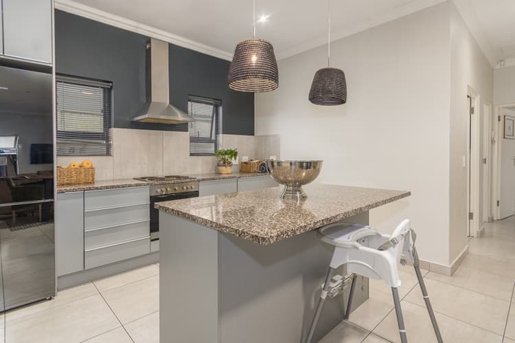 Main property image