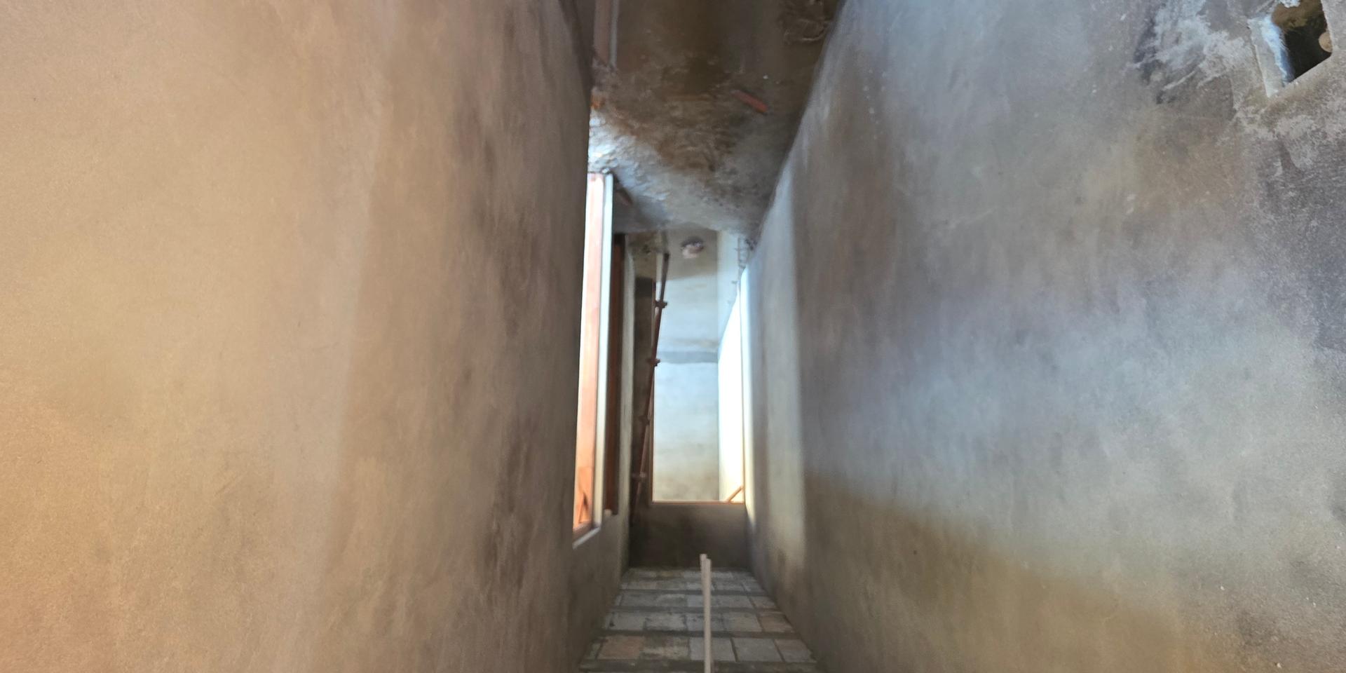 Image 5 of 6