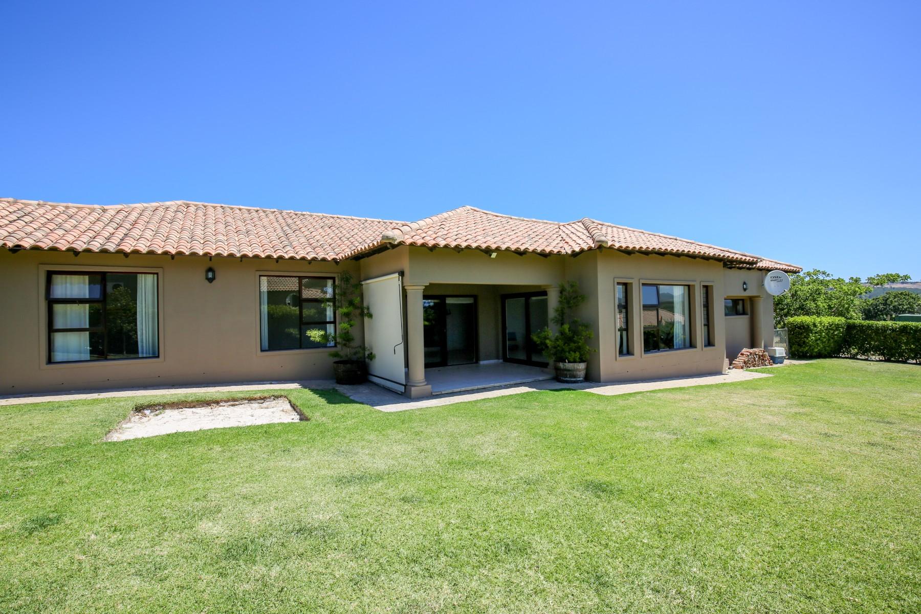 Image 4 of 6