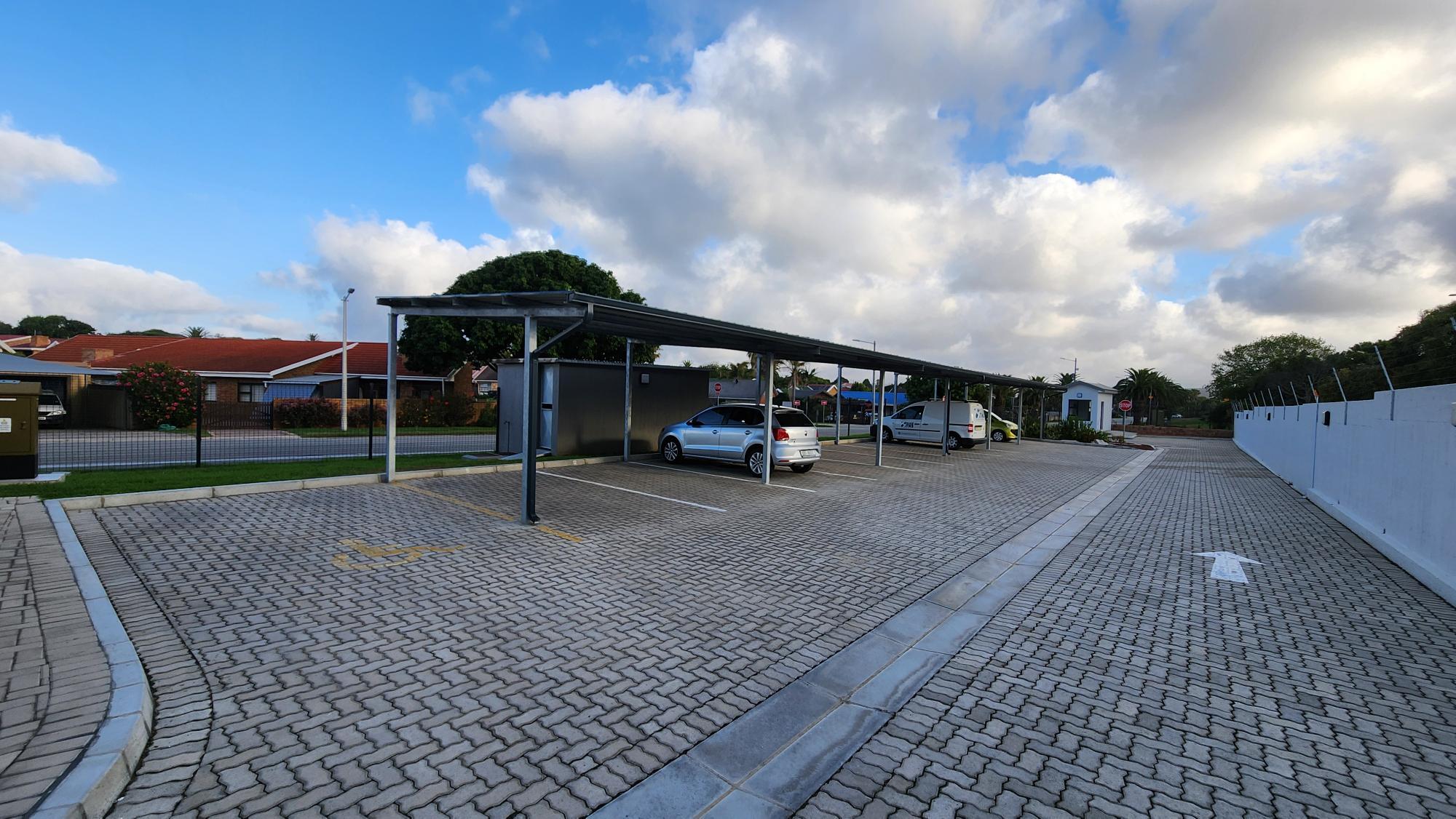 Image 3 of 6