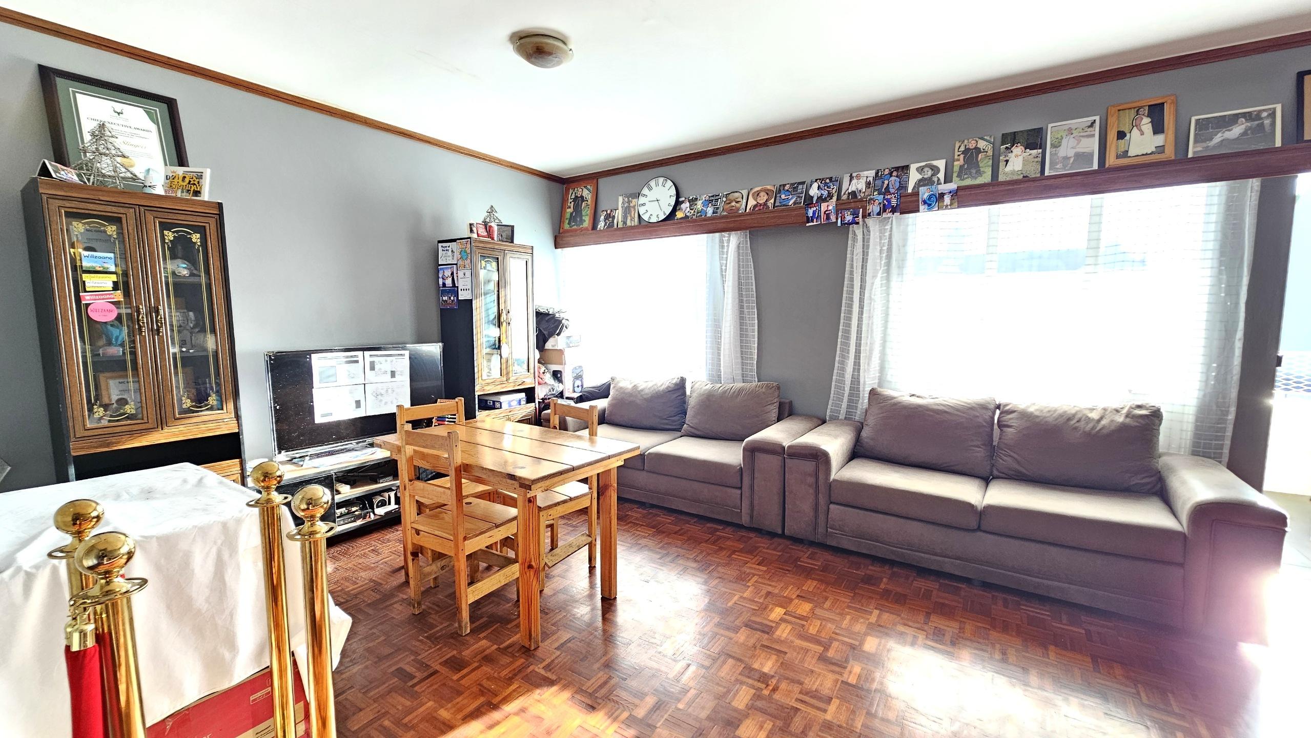 Image 5 of 6