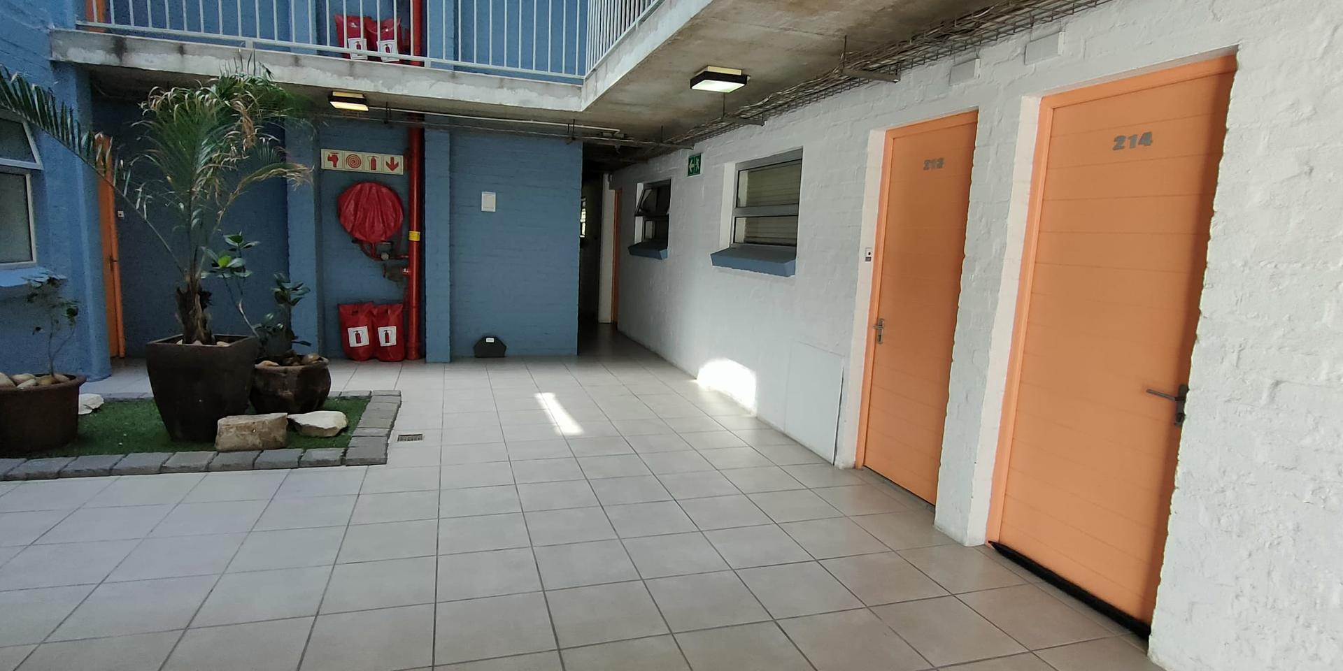 Image 5 of 6