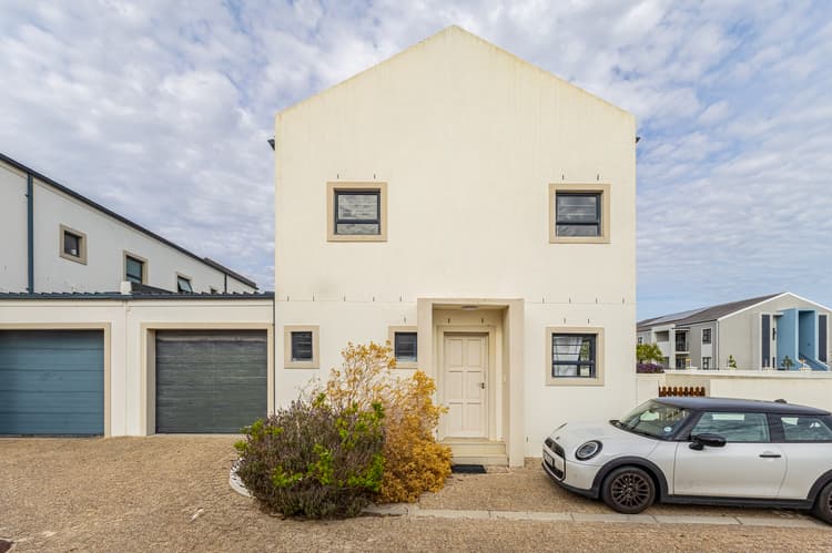Main property image