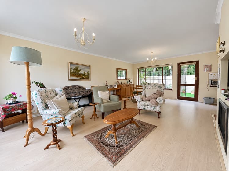 Main property image