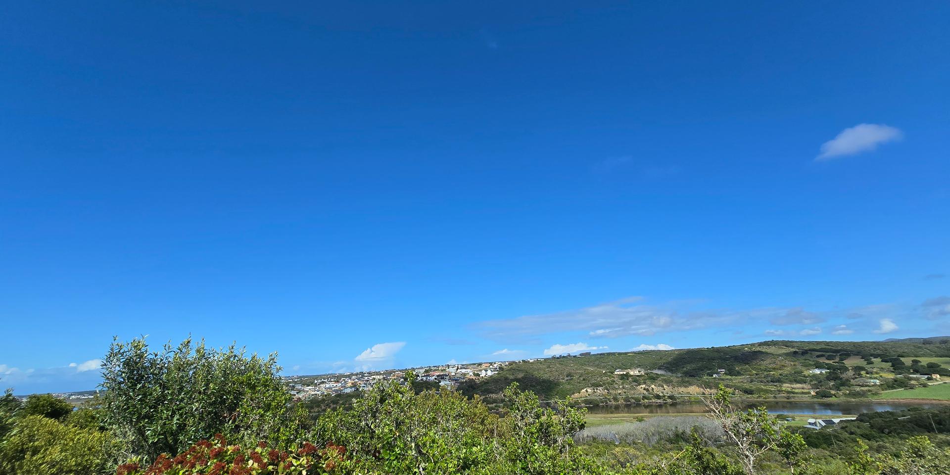 Image 2 of 6