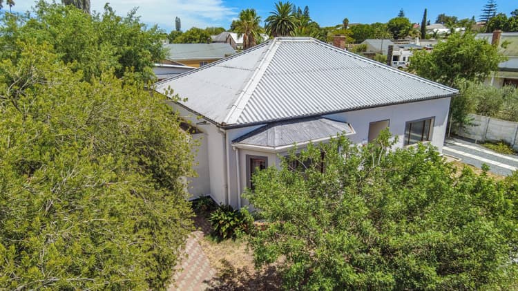 Main property image