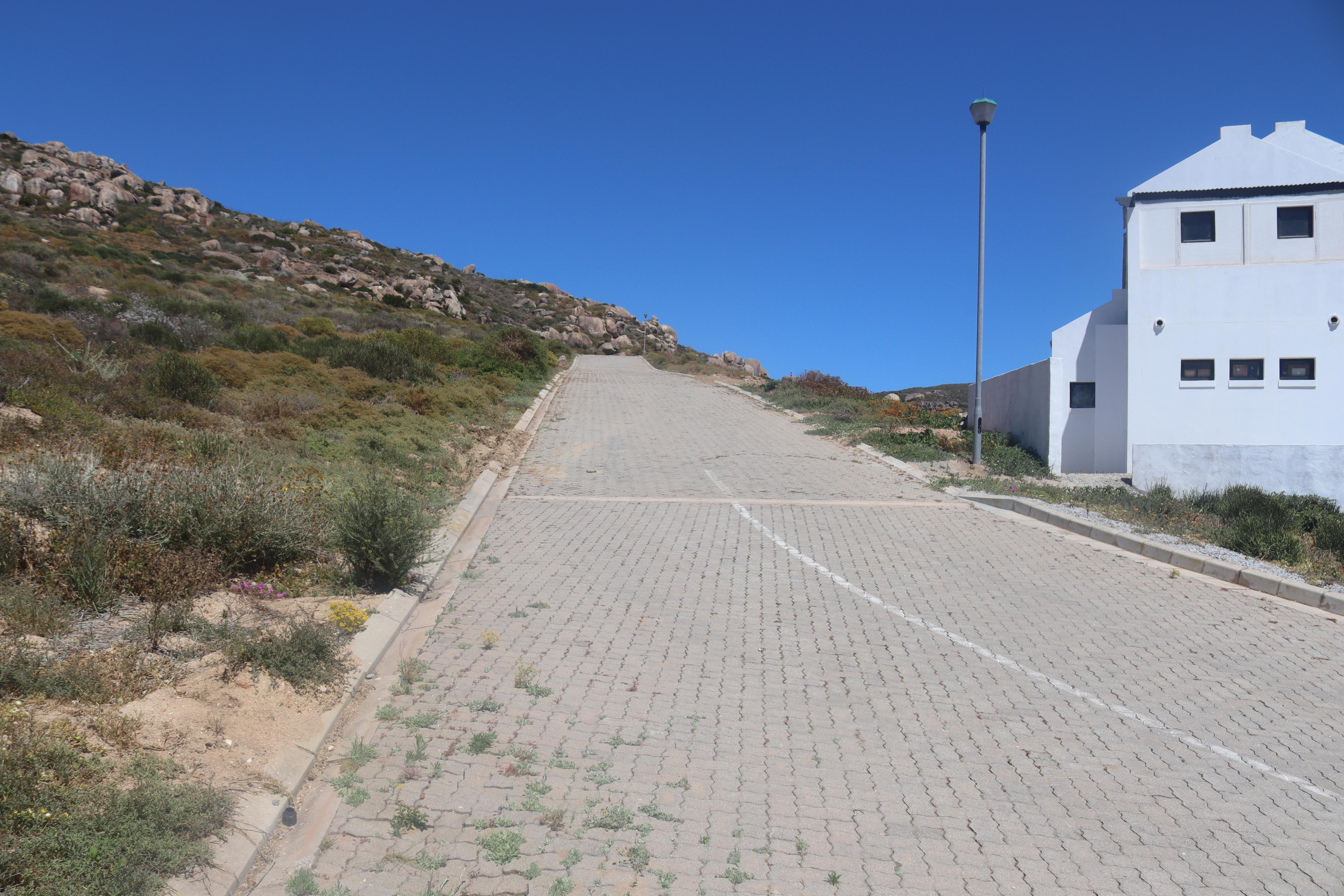 Image 4 of 6