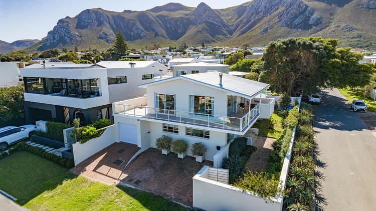 Main property image