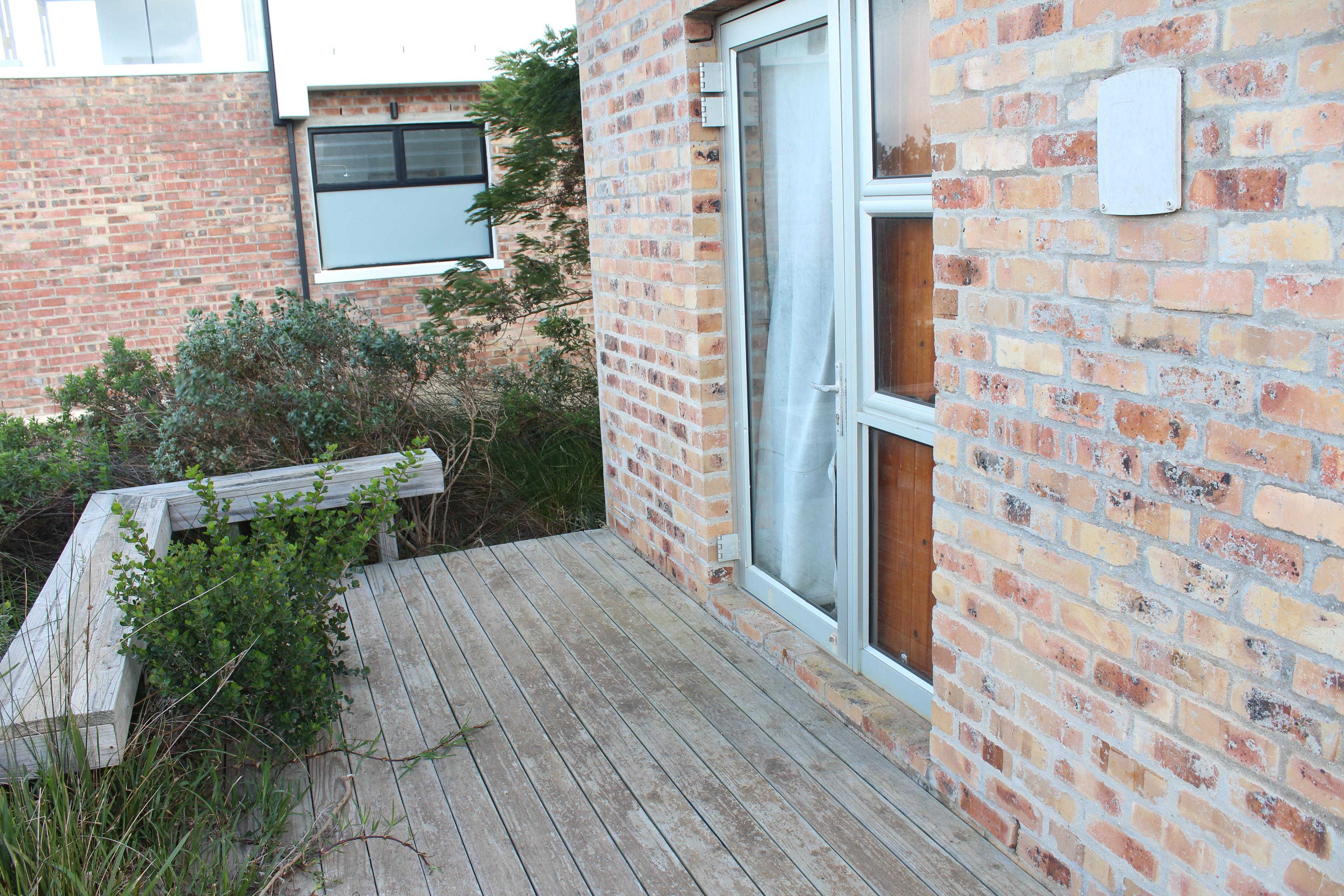 Image 5 of 6
