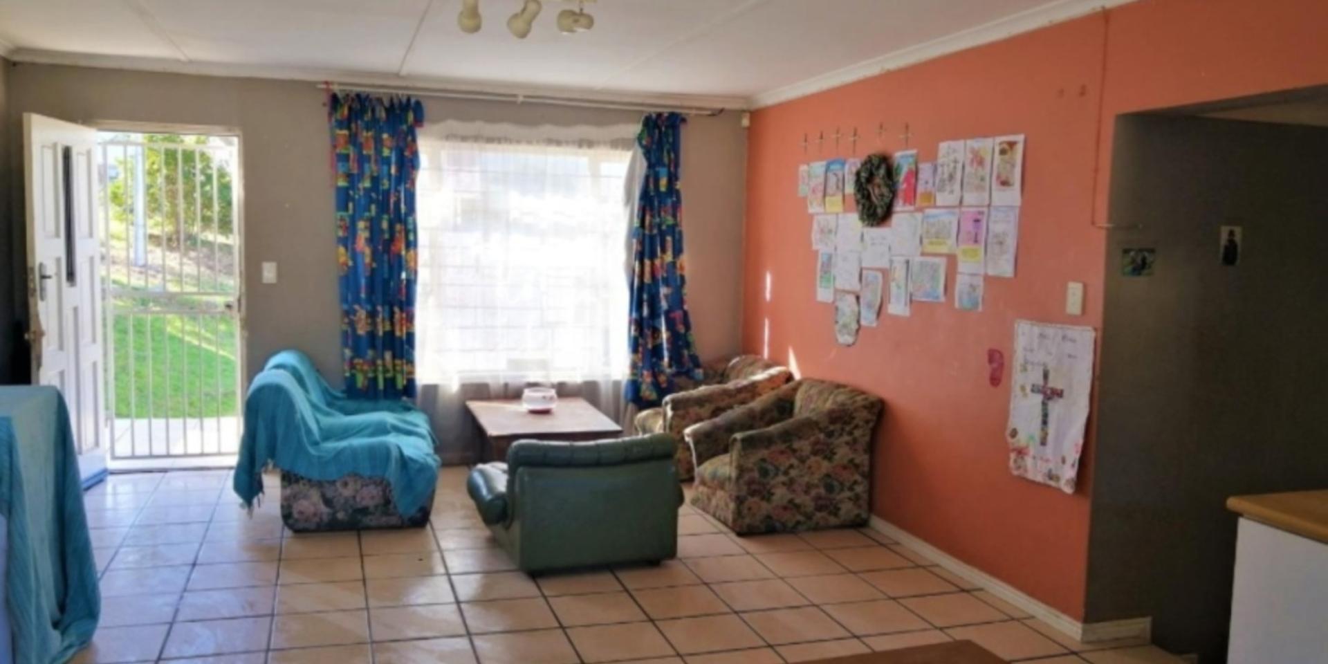 Image 5 of 6