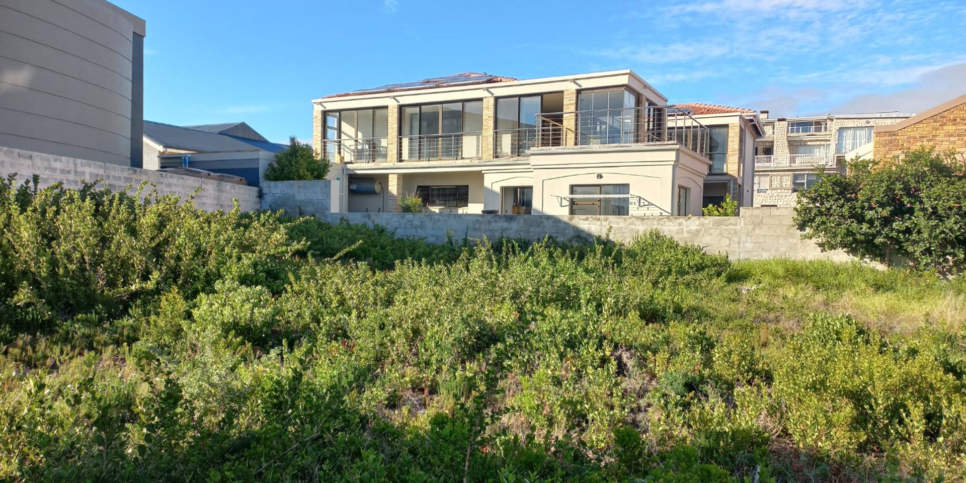 Image 2 of 6