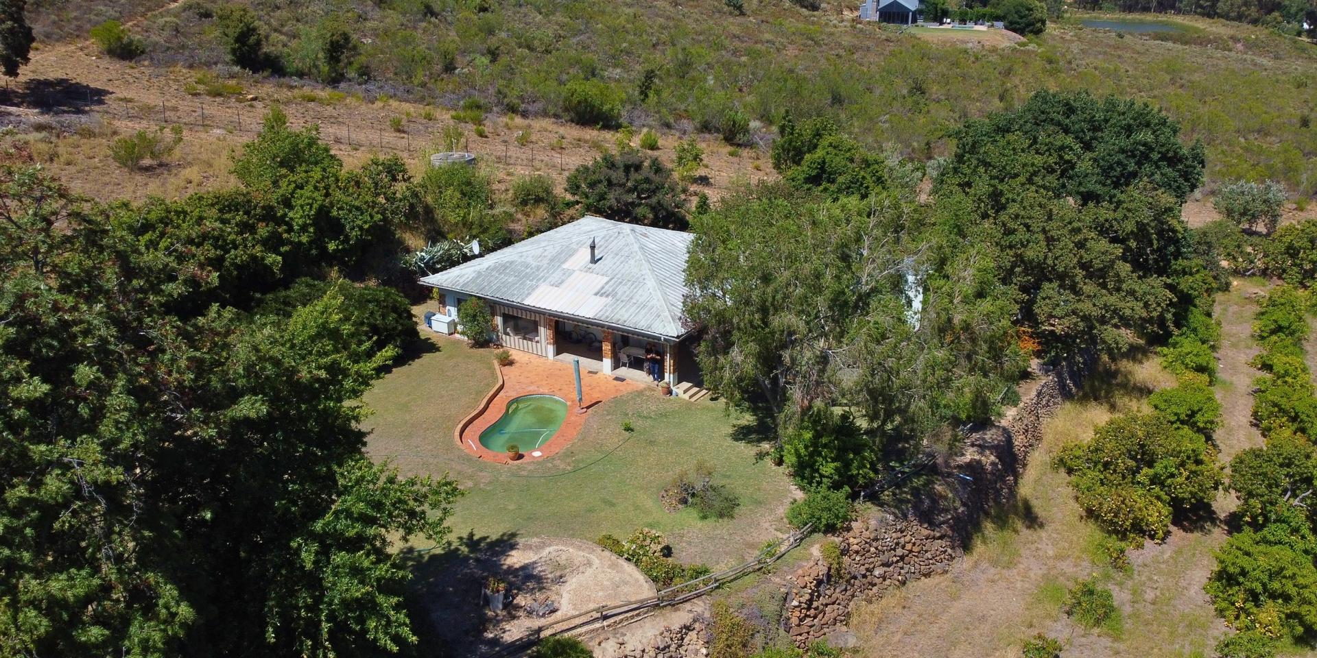 Image 4 of 6