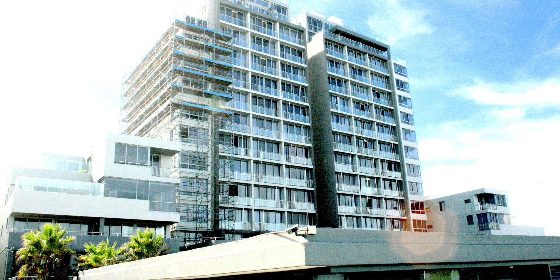 Image 4 of 6