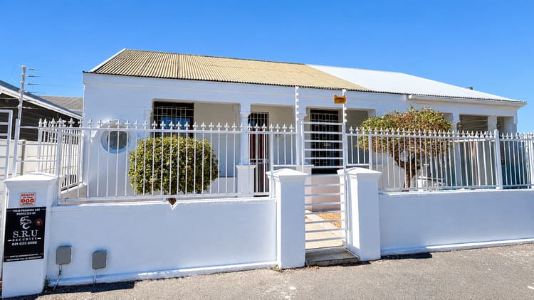 Main property image