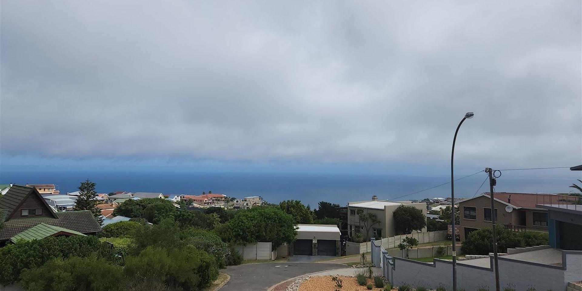 Image 4 of 6