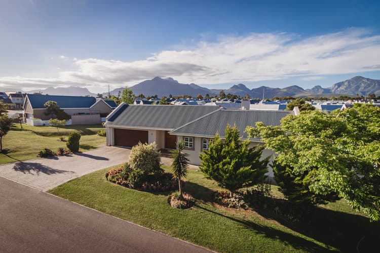 Main property image