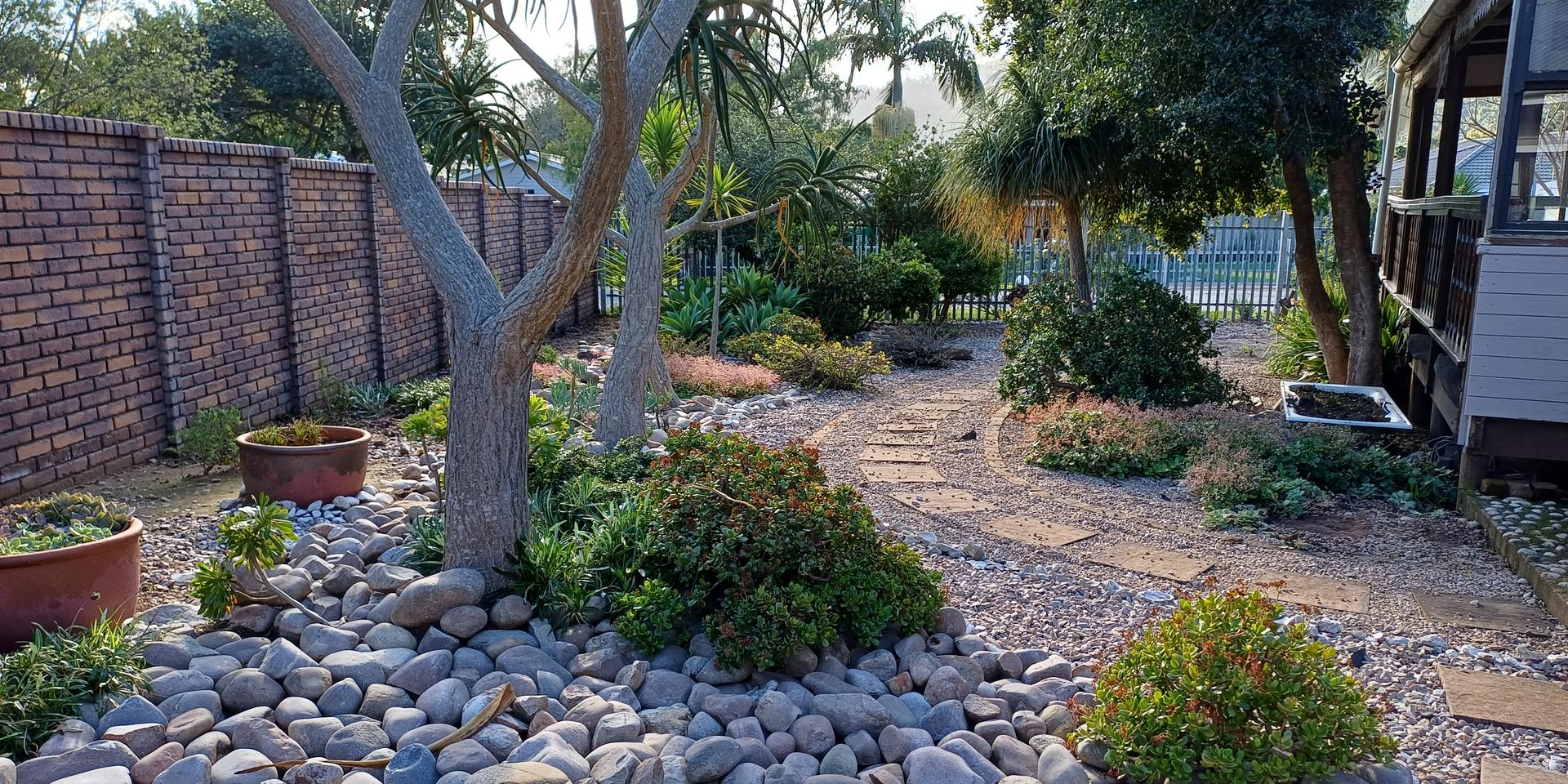 Image 2 of 6