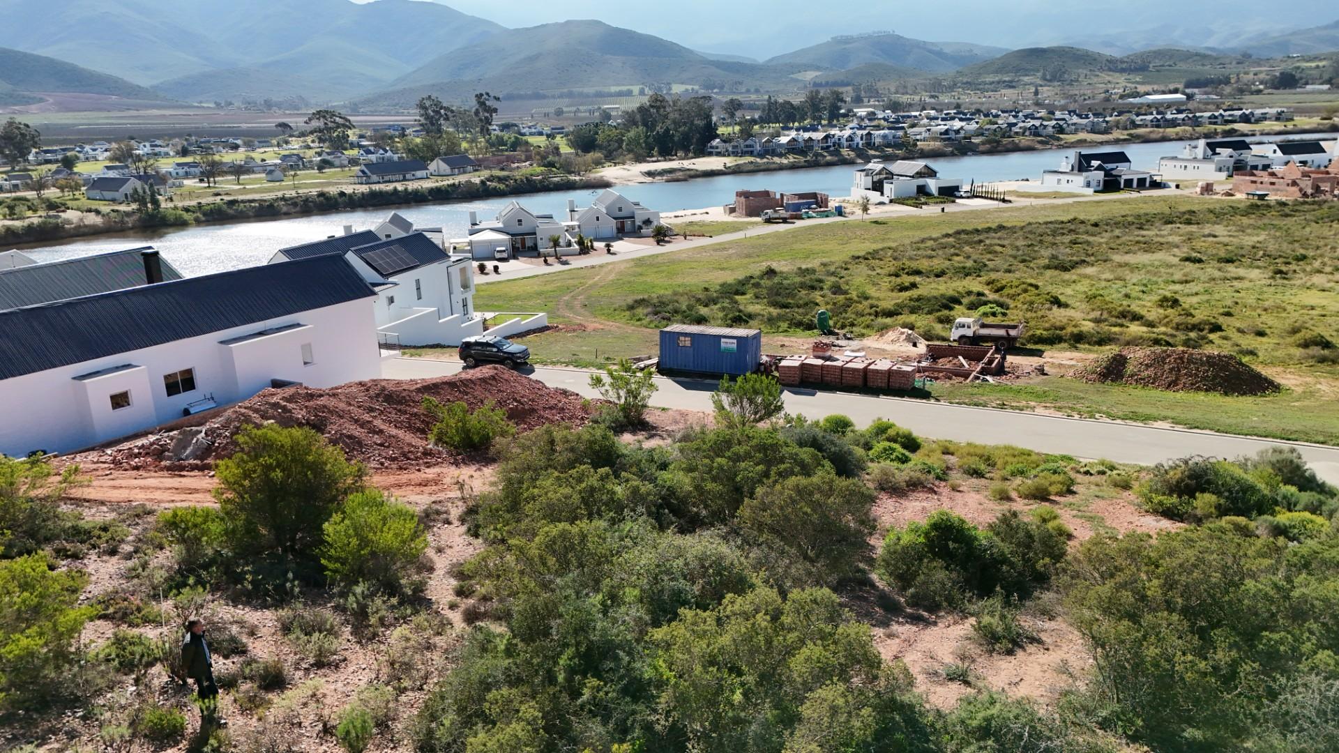 Image 4 of 6