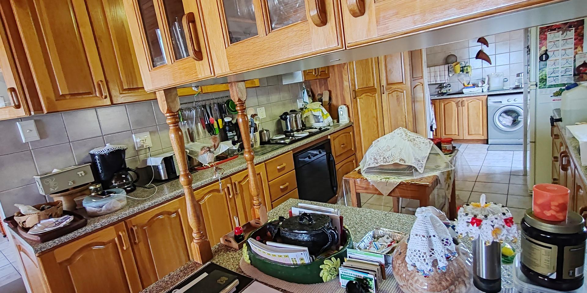 Image 5 of 6