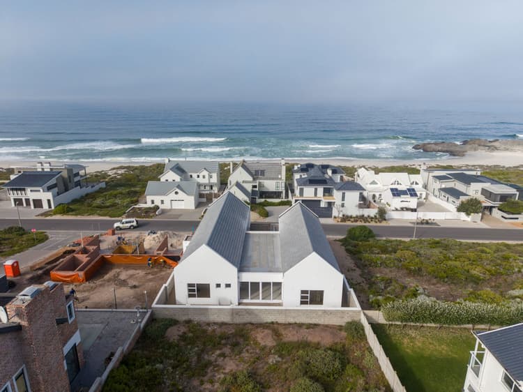 Main property image