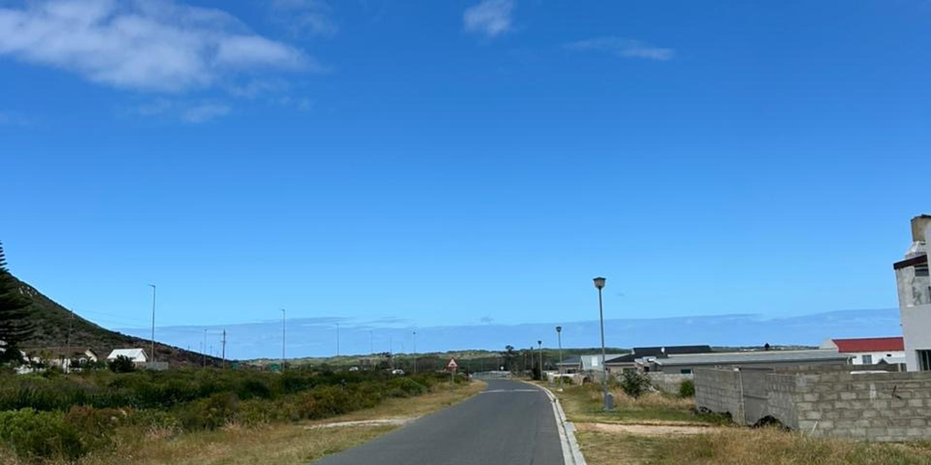 Image 4 of 6