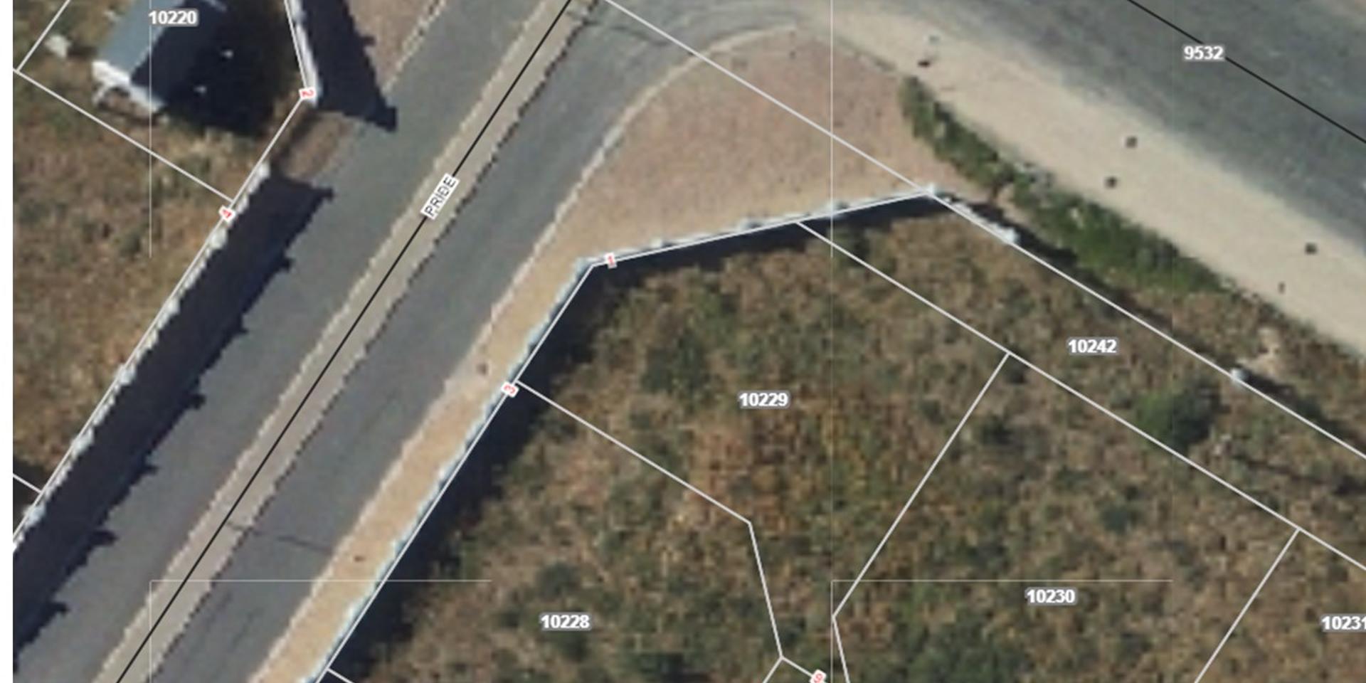 Image 2 of 6