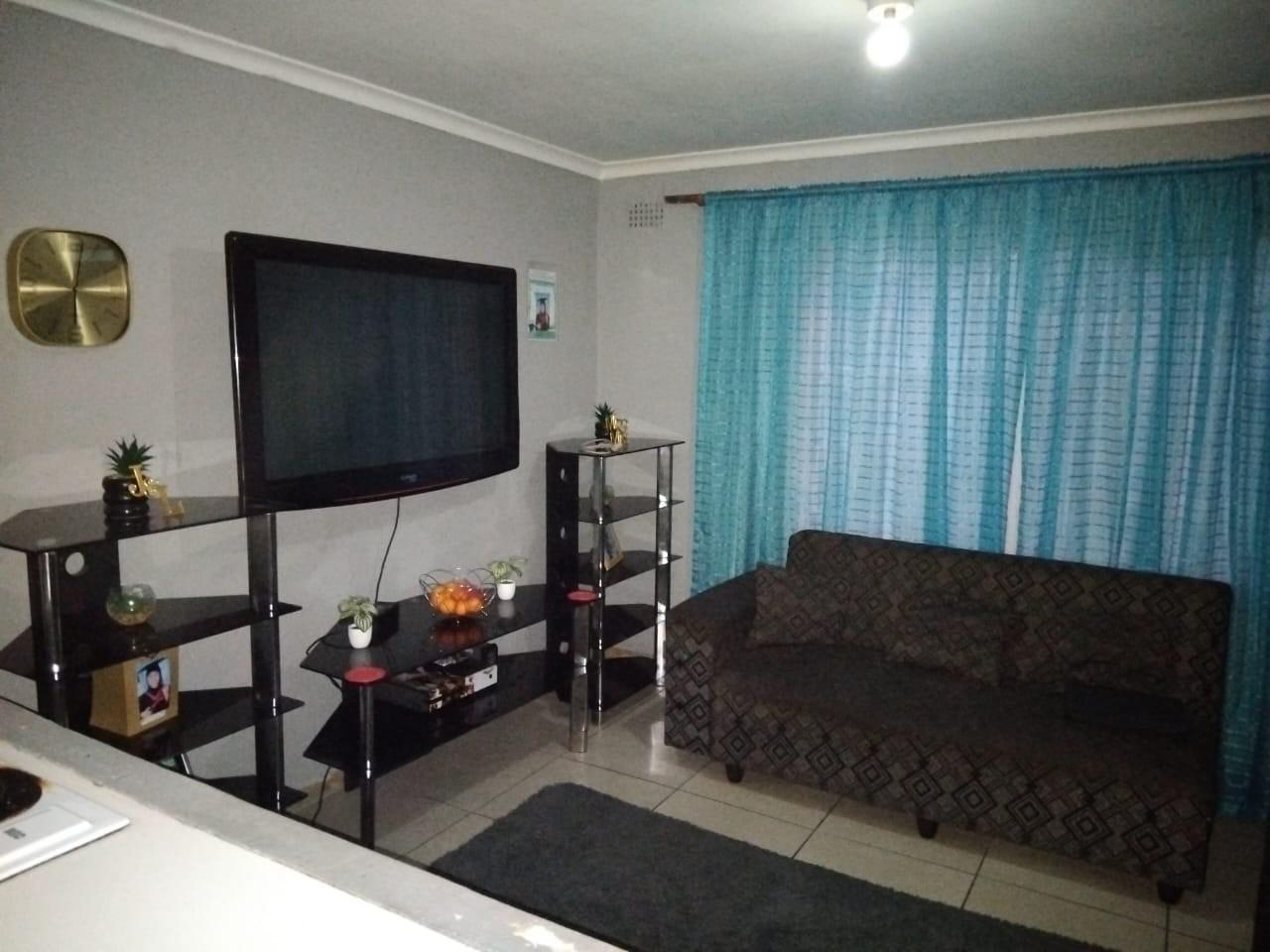 Image 5 of 6