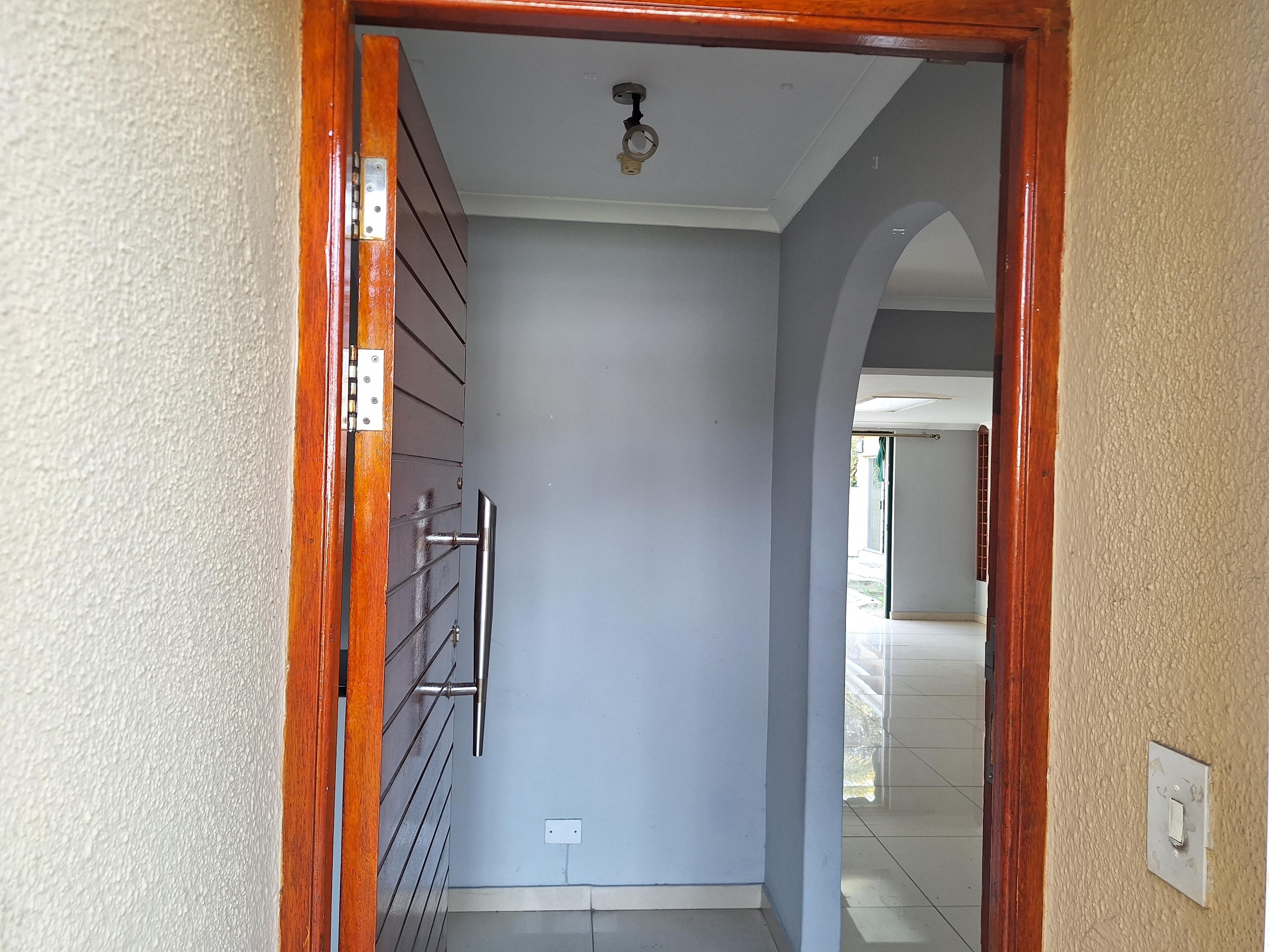 Image 2 of 6