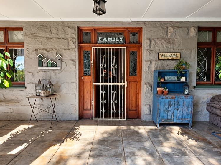 Main property image