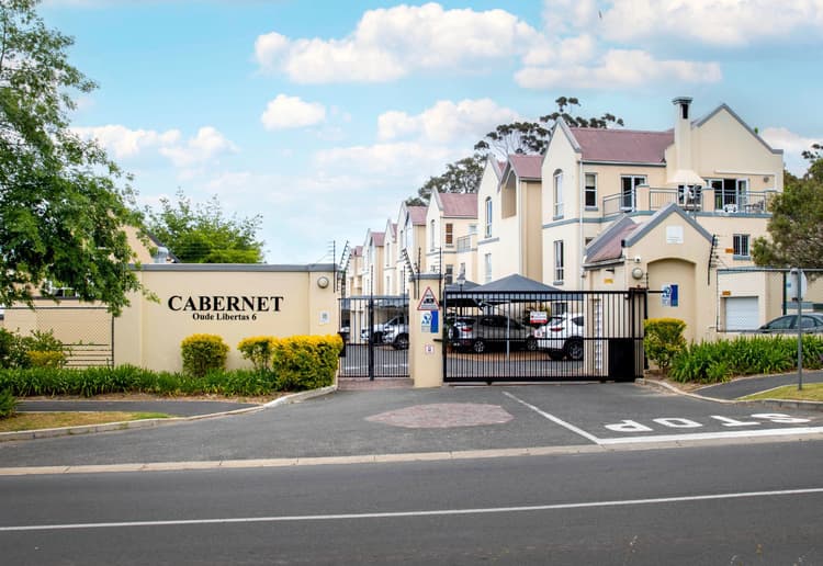 Main property image