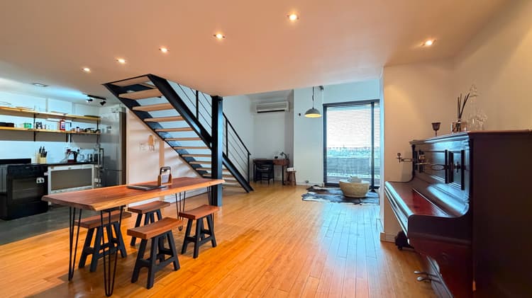 Main property image