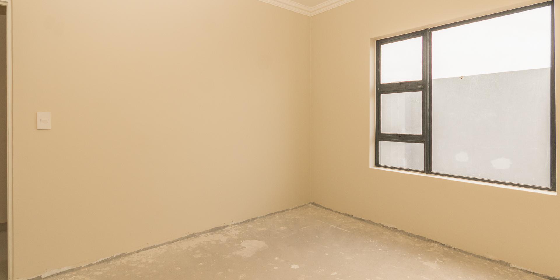 Image 5 of 6