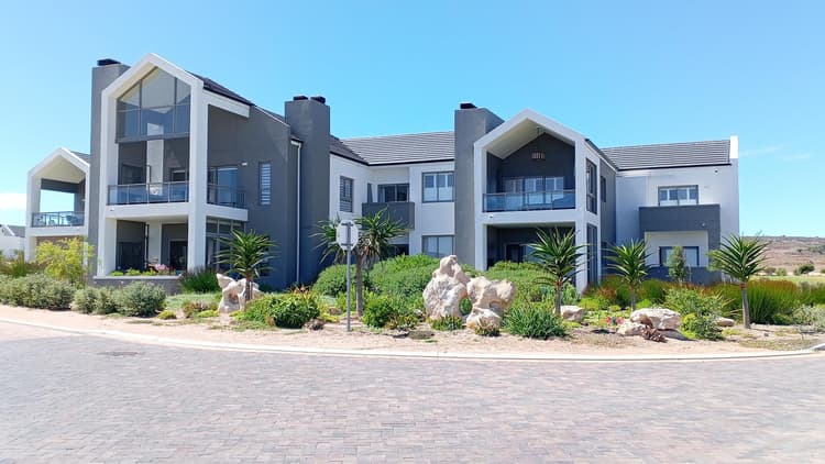 Main property image