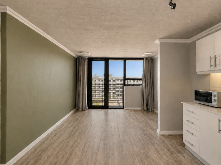 Main property image