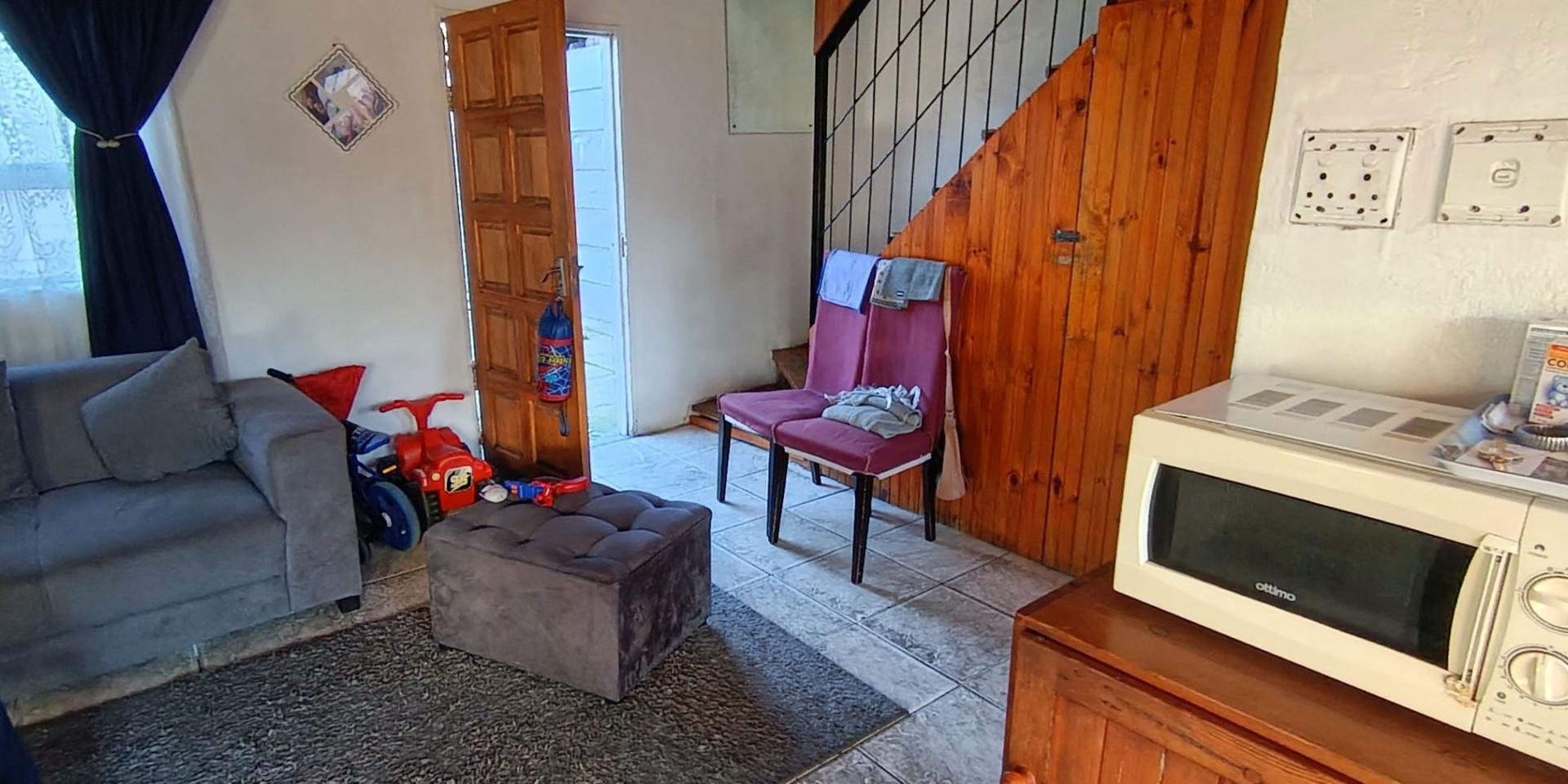 Image 2 of 6