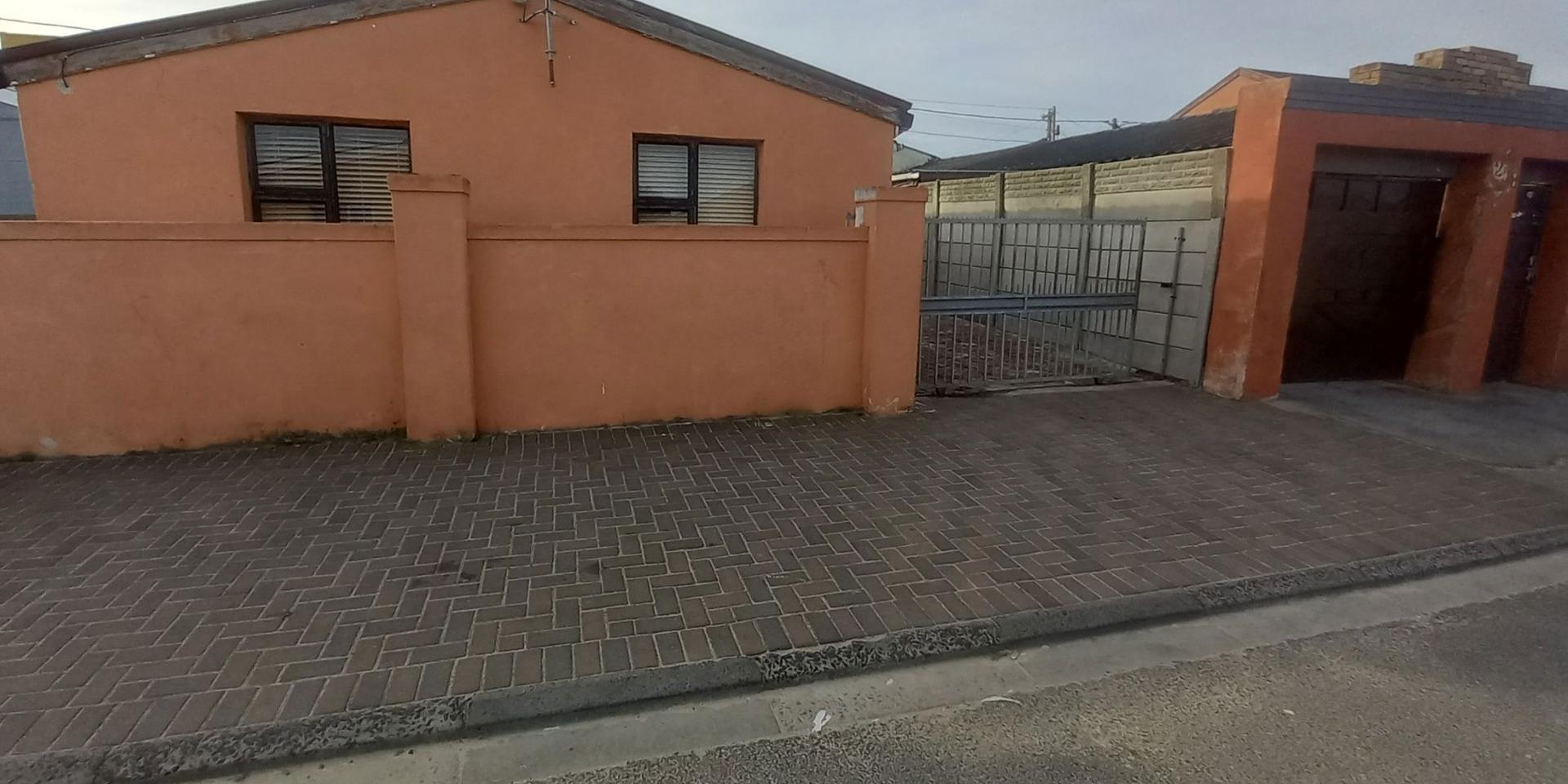 Image 1 of 6
