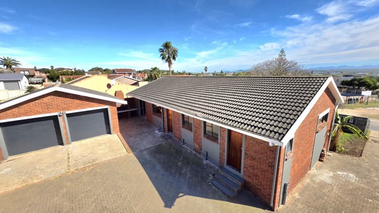 Main property image