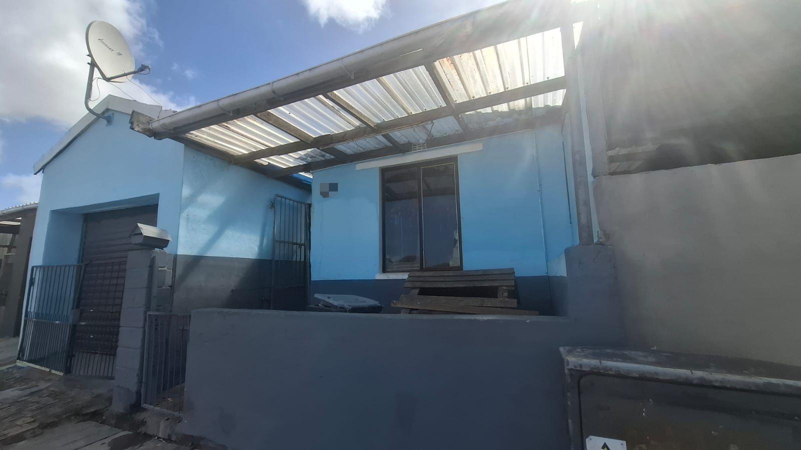 Image 2 of 6