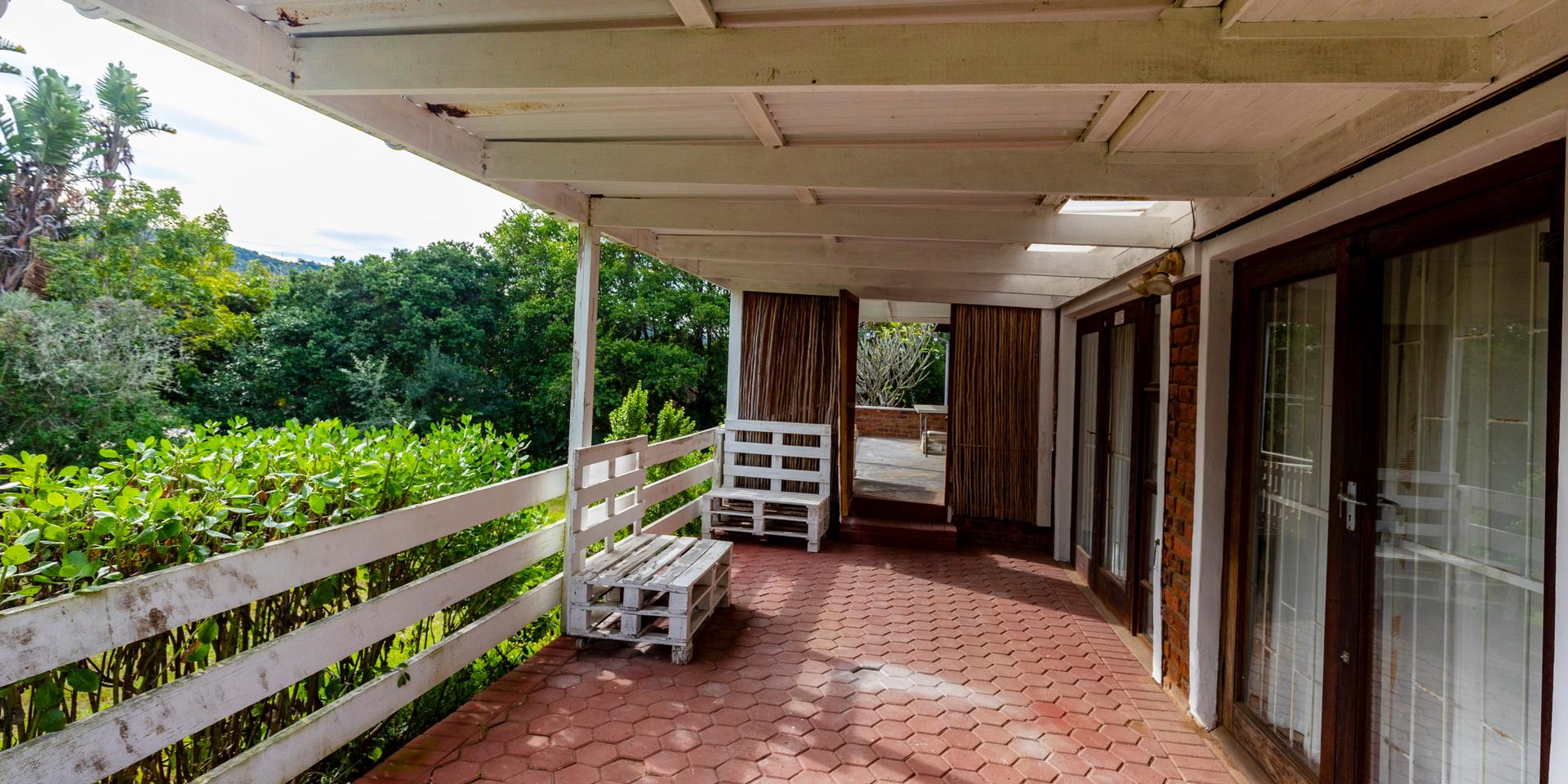 Image 4 of 6