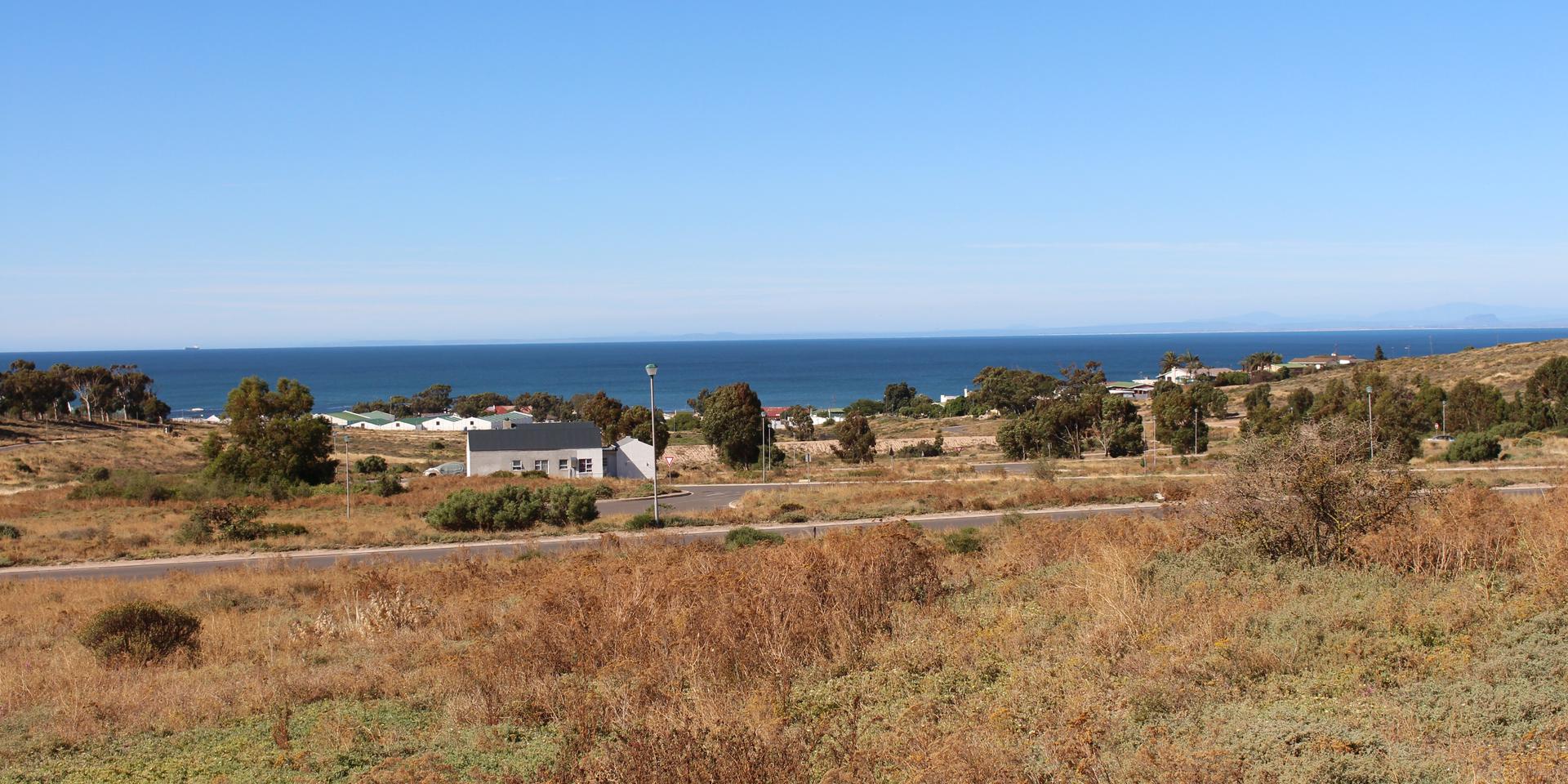 Image 2 of 6