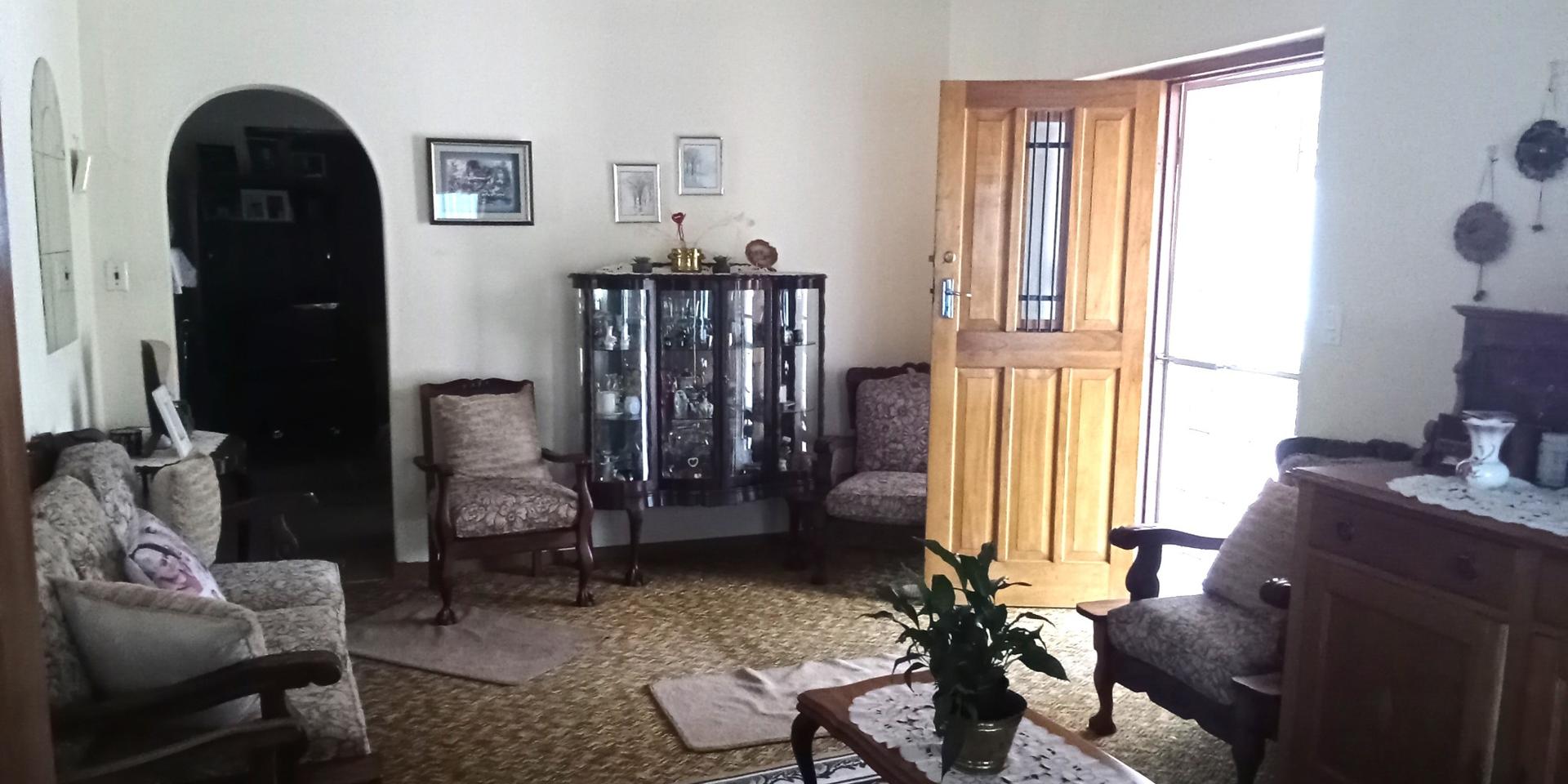 Image 3 of 6
