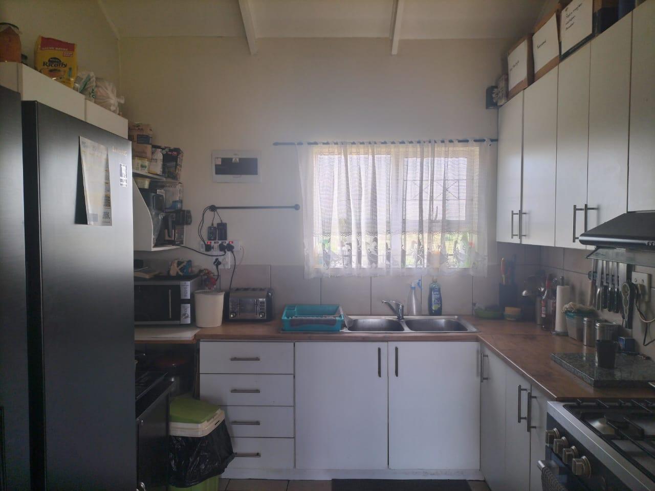 Image 5 of 6