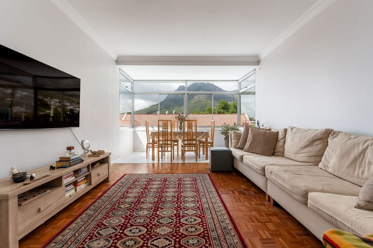 Main property image