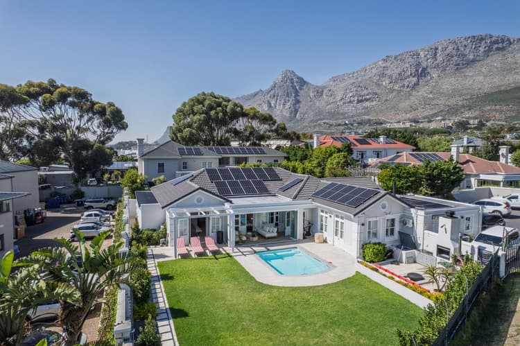 Main property image
