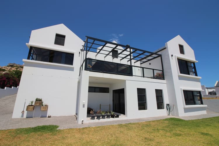 Main property image