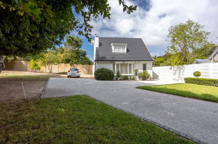 Main property image