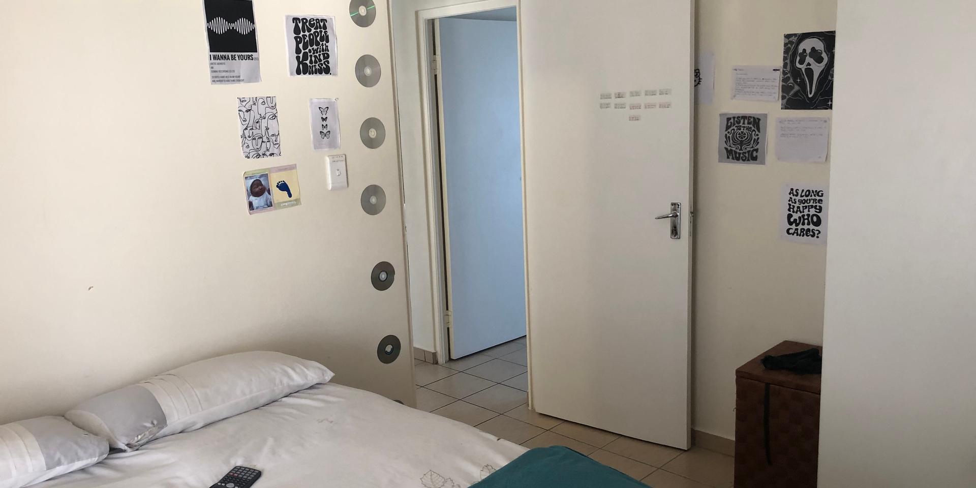 Image 5 of 6