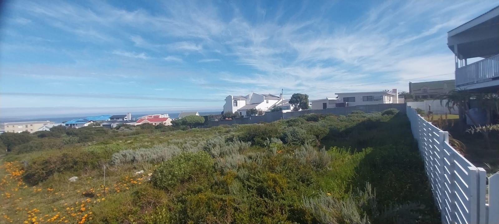 Image 4 of 6